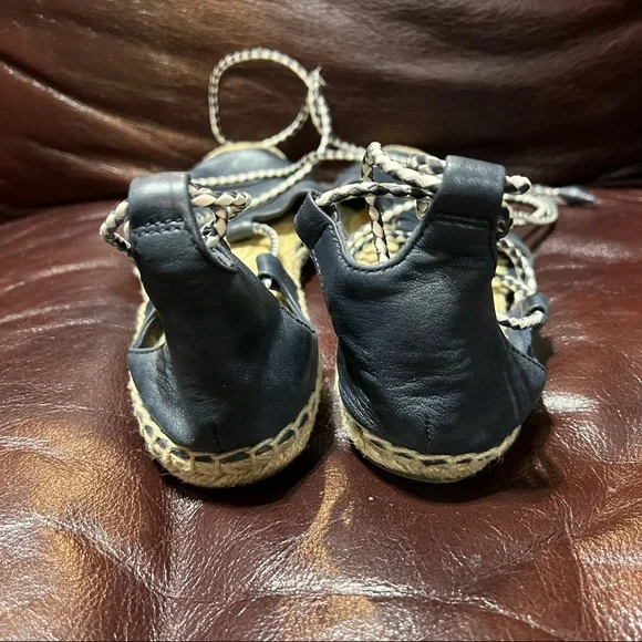 Tory Burch sandals pre-owned size 8.5 M - Picture 6 of 8